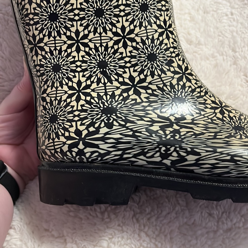 Rain Boots - Picture 13 of 17